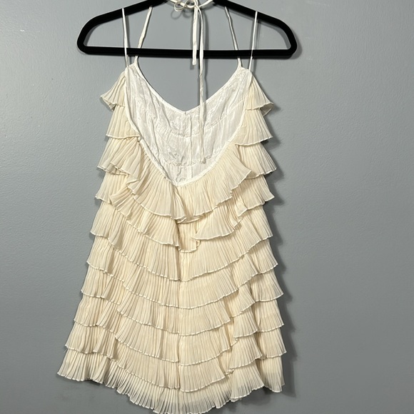 Guess Women’s Mini Pleated Layered Tulle Open Back Dress size S - Picture 9 of 9